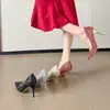 Sapatos de casamento na cor champanhe para mulheres, novo modelo 2026, vestido de noiva estilo chinês Xiuhe, sapatos de noiva de uso duplo, saltos agulha deslumbrantes, sapatos de cristal para o dia a dia