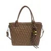 Bolsa Saco Retrô de Nicho para Mulheres Outono e Inverno 2025 Nova Simples Trançada Coreana de Nicho Bolsa de Ombro Transversal