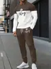 Conjunto de camiseta de manga longa simples e calça masculinas impressos em 3D, o tecido é confortável e respirável, adequado para atividades casuais diárias