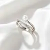 Anel minimalista de renda com pérolas de estilo coreano, em camada dupla, um acessório de anel moderno, joias para atacado para mulheres