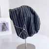 Gorro Retro a Rayas de Moda Holgado para Mujer Otoño Invierno Moda Versátil Pañuelo para la Cabeza Gorro Protección contra el Frío al Aire Libre Cálido Gorro de Punto Moderno