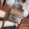 Bolsa Cuadrada Pequeña Magnética Portátil de PU para Mujer Estilo Retro Transfronteriza de Hombro Cruzada Nueva 2023 Bolsa Personalizada para Mujer