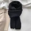 Cachecol de Tricô Liso Estilo Coreano Feminino Chegada Nova de Inverno Atmosfera Simples Versátil Macio Quente Estilo Preguiçoso Cachecol Pequeno