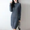 Vestido de punto 100% lana pura para mujer, nuevo suéter de otoño e invierno de longitud media con cuello semi-alto, falda gruesa hasta la rodilla