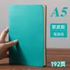 Cuaderno de negocios A5 al por mayor de cuero con hebilla, bloc de notas grueso de alto valor, cuaderno B5 pequeño.