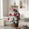 Nuevo producto navideño transfronterizo: Set de árbol de Navidad pequeño cubierto de nieve blanca flockada de 28 cm, adorno de escritorio mini decoración