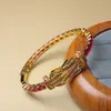 Pulseira Dupla de Ferradura Vermelha com Zircônia Incrustada, Pulseira Circular Aberta, Acessório Versátil da Moda com um Estilo Único