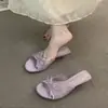 Sandalias de Tacón Grueso con Punta de Encaje y Tira en el Tobillo Estilo Francés Nicho Chuyuji Calzado de Mujer 2026 Estilo de Vacaciones al Aire Libre de Verano para Combinar con Faldas