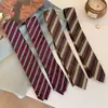 Corbata Estilo Rosa para Mujer 2026 Nuevo Pañuelo de Seda Rayado Estilo Coreano Combinado con Corbata de Lazo para Camisa Pañuelo Atado a Mano Accesorio de Moda