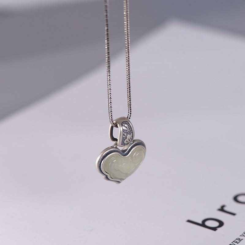 10790935624_1920852753