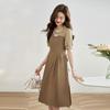 Leche de Papaya Moda Verano Nuevo Francés Gama Alta Atmosférico Costuras Simple Temperamento Vestido de Manga Corta para Mujer Moda