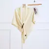 25 Novos Xales de Lã com Lantejoulas Outono e Inverno Moda Feminina Peça Única Moda Luxo Xale Triangular Senso de Alto Padrão
