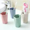 Copo para escova de dentes de palha de trigo, um conjunto de copos de escova de dentes domésticos para casais, apresentando um design criativo em forma de losango para enxaguar