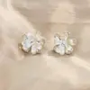 Pendientes de Flor de Plata Delicados y Elegantes, de Aguja Plateada, Modernos y con Clase, Nuevos Pendientes Populares