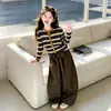 Conjunto Casual de Primavera y Otoño para Niñas, Moda Coreana Elegante para Niñas Mayores, Conjunto de Dos Piezas con Cárdigan de Rayas y Pantalones de Pierna Ancha, Ropa de Otoño para Niños