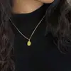 Cadena de Collar de Flor de Tulipan Color Dorado Arena Estilo Nuevo, Sensación de Lujo Ligero y Gama Alta, Colgante de Rosa Vintage, Joyería de Moda para el Día a Día