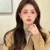 Qin Ru TikTok Explosiones Pendientes Dorados de Plata Rota Pendientes Pendientes Dorados con Texto para Mujer Pendientes de Moda Sencillos Versátiles