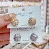 Pendientes de Lujo Ligero a la Moda con Circonitas Alrededor, Diseño Único y Estilo Elegante, Pendientes Populares para el Día a Día, Nuevos Accesorios para Orejas de Moda 2026