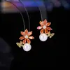 Pendientes de Flor de Zirconio Coloridos con Perla de Diseño Coreano Plata S925 Aguja Pendientes de Hoja de Arce Super Hada Moda Pendientes Dulces para Mujeres