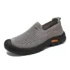 Zapatos de Tela Old Beijing de Nuevo Estilo Veraniego, Ligeros y Cómodos, Zapatos Casuales Calados, Zapatos Bajos de Suela Suave Tipo Papá, Zapatos Transpirables para Hombre