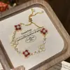 Pulseira de Flor Vazada em Rombos de Zircônia Luxo Acessível Francês Pulseira de Alta Qualidade Pulseira Estilo Palaciano Retrô Europeu e Americano
