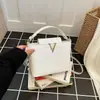 206 Primavera Nova Decote V Fashionável Atmosférico Bolsa Saco Bolsa para Trabalho e Deslocamento Alto Valor Simples Bolsa de Ombro Feminina