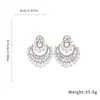 Pendientes de Flor de Perla con Diamantes y Tachuelas Plateadas, Estilo de Moda Retro Francés, Pendientes de Lujo Ligero y de Gama Alta para Mujer al por Mayor