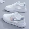 PLOVER primavera e outono malha respirável sapatos brancos pequenos femininos verão ultrafinos novos sapatos de skate primavera e outono versátil casual couro