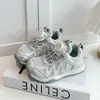 Zapatos infantiles de bloques de color retro con diseño de malla de pata de gato, zapatos casuales 2026 para niños y niñas, zapatillas escolares transpirables y de moda
