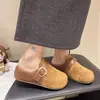Ropa exterior talla pequeña 2026 medio arrastre zapatos casuales de suela gruesa celebridad de internet nuevo estilo slip-on otoño para aumentar altura casual versátil