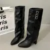Botas de caballero estilo retro con hebilla para mujer, nuevo modelo otoño 2026, tacón grueso, que realzan la altura, adelgazantes, botas largas de moda