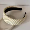 Diadema de Cuadros Amarillos para Mujer, Diadema de Corona Alta para Lavarse la Cara, Pinza para el Cabello Antideslizante para Salir, Realza el Cutis, Accesorio para el Cabello