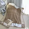 Manta de felpa en forma de H para siesta, funda de sofá, modelo de oficina para una persona, colcha de aire acondicionado