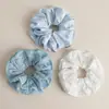 Diadema de pelo de gran tamaño con rayas plisadas azul claro para coleta estilo coreano suave ambiente perezoso accesorio de tela para el pelo