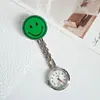 Reloj de Bolsillo de Enfermera con Cara Sonriente, Lindo y Colorido, Reloj de Cuarzo Simple con Pinza, Impresión a Color UV, Portátil para el Trabajo de Enfermería, Mayoreo