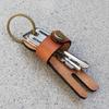 Fabricante personalizado chaveiro de couro PU criativo em forma humana chaveiro pingente personalizado saco de carro enfeites de chave