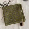 Lenço Quadrado Pequeno de Algodão e Linho 58 para Mulheres, Lenço Artístico Estilo Coreano com Bolinhas e Franjas, Lenço Paisley, Lenço de Pescoço com Toque de Luxo