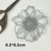 Adhesivo de Tela de Encaje Gris Decoración Hecho a Mano DIY Parche para Agujeros Moda Personalidad Adhesivo de Flor Decoración Adhesivo de Tela Bordada Combinable