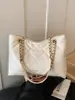 Bolsas Femininas Tendência Transfronteiriças 2026 Nova Moda Versátil Bolsa de Ombro com Bordado Acolchoado Bolsa Tote de Ombro de Grande Capacidade