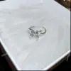 Anel Aberto Borboleta Líquida com Senso de Design de Nicho para Estudante Feminina Ins Tendência Estilo Frio Anel de Dedo Personalizado