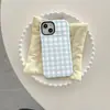 Capa Azul e Branca Xadrez Ins Adequada para Capa de Celular Iphone17 16Pro Película Duas em Uma Apple 13 Anti-Queda 14 Capa