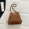 Bolsa de Ombro com Corrente e Franjas de Textura Premium Bolsa Transversal Nova Versátil para o Dia a Dia Bolsa Saco Fashion Simples