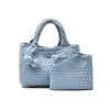 Bolso de cesta tejido nuevo hecho a mano, un bolso de hombro, bolso cruzado y bolso de mano versátil y casual, con un diseño tejido retro y único para mujer.