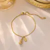 Pulsera Antidescolorante 2024 Nueva Moda Japonesa y Coreana Pulseras de Acero de Titanio de Lujo Ligero Fabricante Venta al por Mayor
