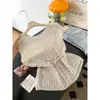 Colete Tricotado Feminino com Gola Redonda e Recortes Estilo Coreano, Novo Estilo Verão 2026, Caimento Solto, Ajuste na Cintura, Para Usar em Camadas, Top Base Estiloso