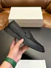 Estuche de Cuero Suave Europeo y Americano Zapatos Planos para Pies STN Bloqueo de Color Suela en Capas Múltiples Colores Disponibles Versátiles para Cruce de Fronteras Mocasines de Cuero Genuino