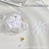 Unhas de flor pequena de cinco pétalas vermelhas da internet, diamante para nail art, decoração de unhas de flor preta e branca, misturado com bolinhas de aço, arte de unhas, pequenas joias por atacado