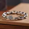 Pulseira Vintage Simples Esculpida com Mantras de Seis Caracteres para Homens Estilo Étnico Banhada a Prata Pingente Mágico King Kong Pilão Ornamentos de Mão em estoque atacado