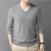 2025 Nova Marca da Moda Malha Elástica Masculina Outono e Inverno Camisa Base Gola de Suéter Cor Lisa Manga Longa Top