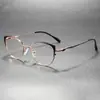 Gafas de Metal de Lujo Ligero con Montura Delgada Ojo de Gato Anti Luz Azul con Diseño de Varilla Hueca, Versátiles para el Trayecto Diario, Gafas Sin Graduación F6050
